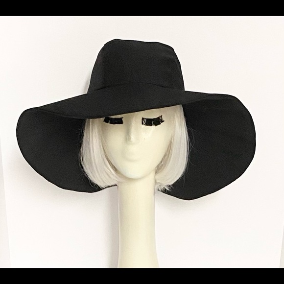 Black Wide Brim Sun Hat